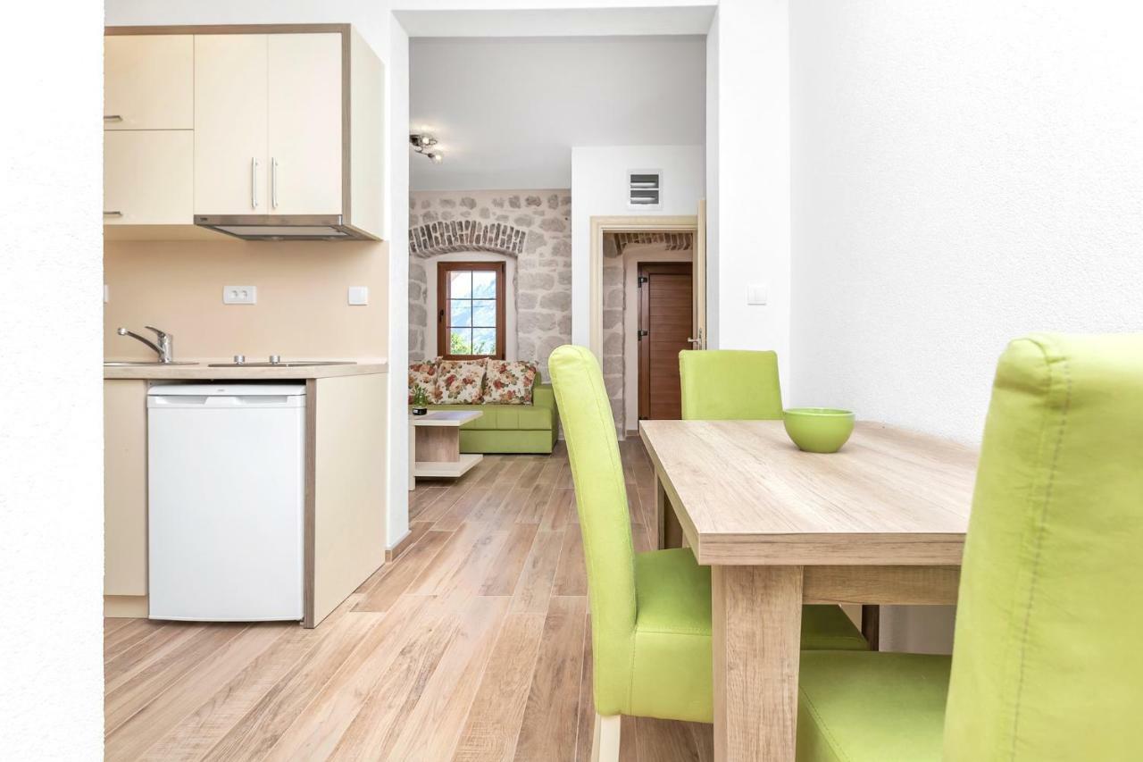 Apartments Mezini 11 Kotor Buitenkant foto