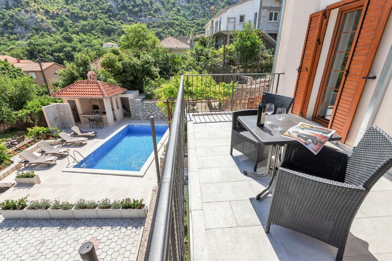 Apartments Mezini 11 Kotor Buitenkant foto