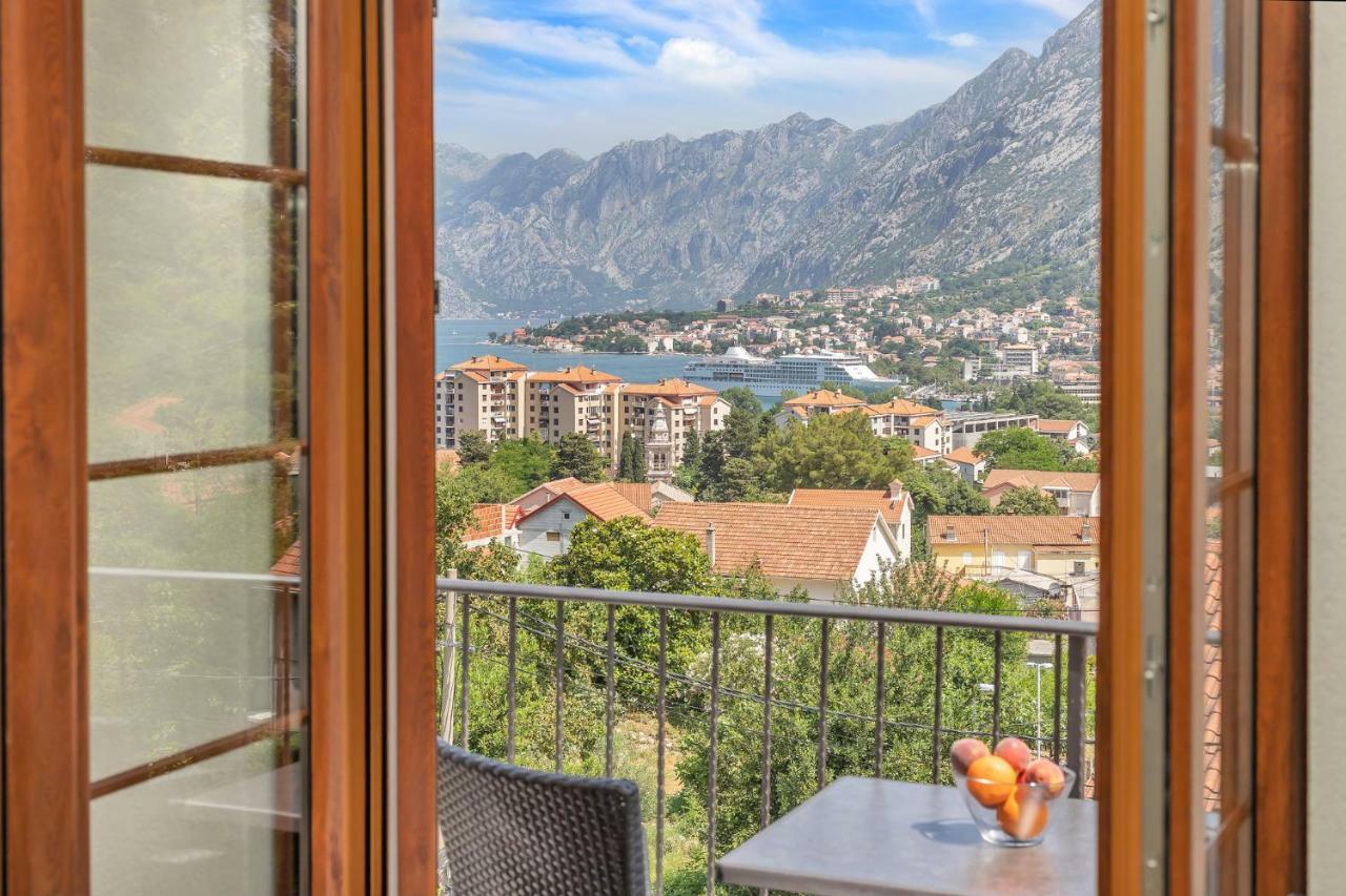 Apartments Mezini 11 Kotor Buitenkant foto